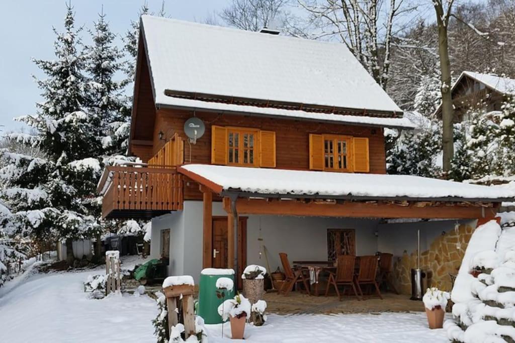Ferienhaus Sonnenblick Entspannung Mit Sauna Kamin Und Balkon Sonneberg Luaran gambar