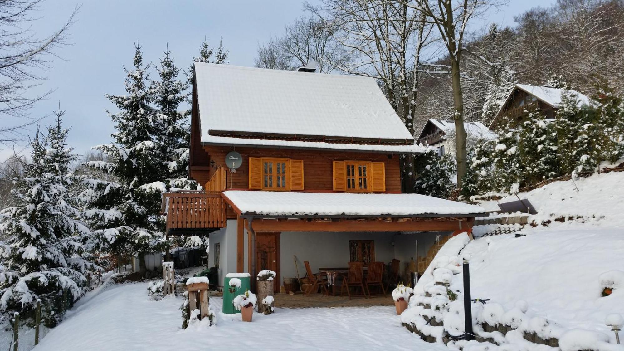 Ferienhaus Sonnenblick Entspannung Mit Sauna Kamin Und Balkon Sonneberg Luaran gambar